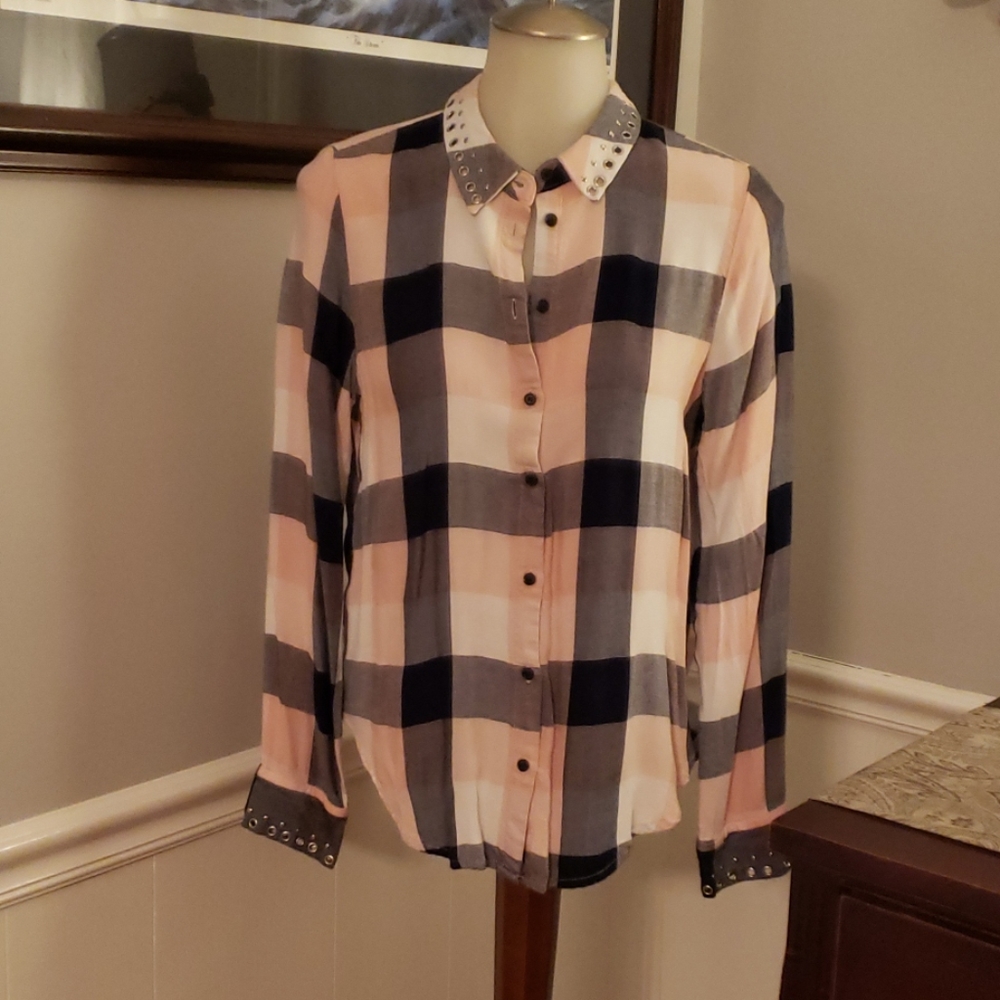 H&M plaid blouse